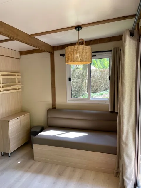Accommodation - Victoria Chalet, 20 M² + 12 M² Covered Terrace - image n°3 - Idéal Camping