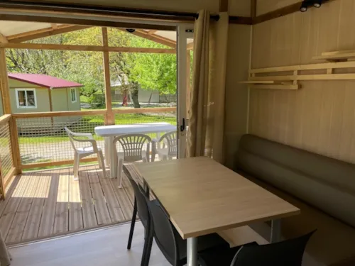 Mietunterkunft - Chalet Moréa 25 M² + Überdachte Terrasse 12 M² - image n°3 - Idéal Camping