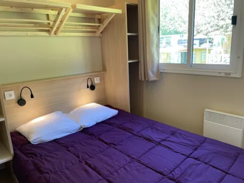 Mietunterkunft - Chalet Moréa 25 M² + Überdachte Terrasse 12 M² - image n°4 - Idéal Camping