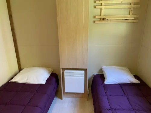 Mietunterkunft - Chalet Moréa 25 M² + Überdachte Terrasse 12 M² - image n°5 - Idéal Camping