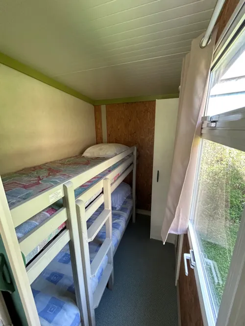Accommodation - Chalet Gitotel Ilo 17M² + Covered Terrace 10M² - image n°4 - Idéal Camping