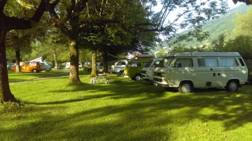 Pitch - Pitch (Tent/Caravan/Camping-Car ) - image n°2 - Idéal Camping
