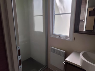 Mobile-home Grand confort with TV- Tulipe
