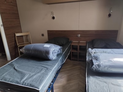 Mobile-home Grand confort with TV- Tulipe