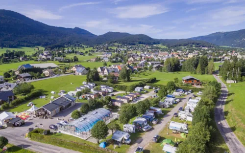 Stellplatz - Stellplatz Winter Für 2 Personen + Strom 6 A (1300 W) Für Wohnwagen, Van Oder Wohnmobil - image n°3 - Camping le Vercors