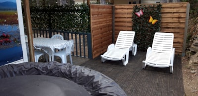 Mobile-home GENTIANE - 1 bedroom - with a hot tub