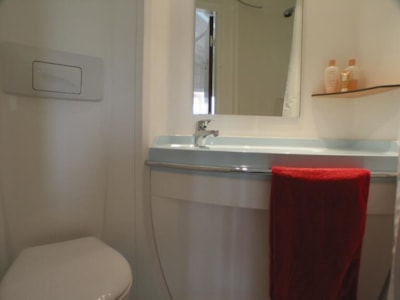 Cabin Model 3 3-roomscabin (25 m2) with toilet+shower and 2 bedrooms