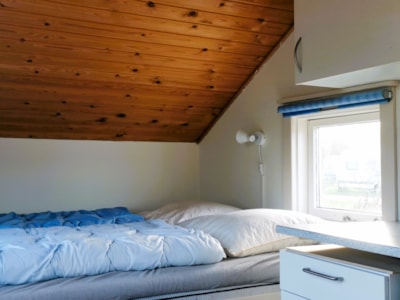 Cabin Model 1 1-room cabin (10m2) with double bed