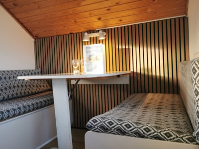 Cabin Model 1 1-room cabin (10m2) with double bed