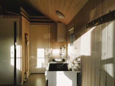 Cabin Model 2 2-room cabin (23 m2) with wc, 1 bedroom and sofabed in the living room