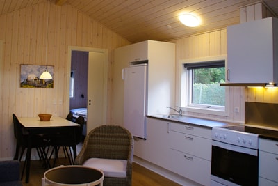 Cabin Model 4 ny 'hyggelig' 3-roomscabin (36 m2, w. shower+wc, 2 bedroom)