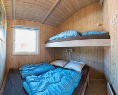 Cabin Model 3 3-roomscabin (25 m2) with toilet+shower and 2 bedrooms
