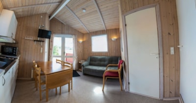 Cabin Model 3 3-roomscabin (25 m2) with toilet+shower and 2 bedrooms