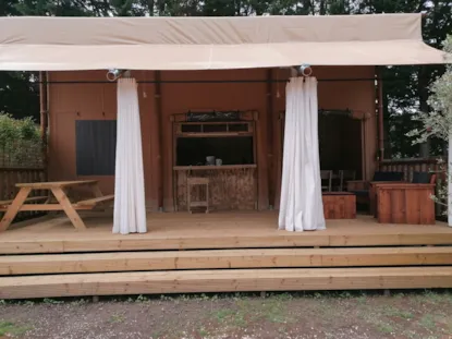 Tente Lodge 34M2 Avec Salle De Bain - 2 Chambres