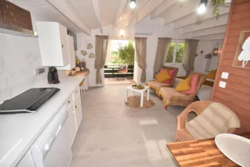 Mietunterkunft - Hütte 32M² - Offener Raum - Camping Verbela village