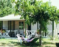 Location - Grand Chalet À La Nuitée - image n°3 - Camping La Piscine