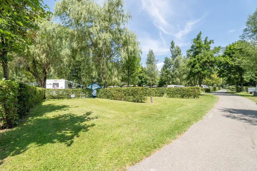 Emplacement - Forfait Emplacement Confort - Camping Le Colporteur