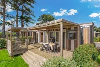 Mietunterkunft - Holzhütte Premium - 3 Schlafzimmer - 2 Badezimmer - Le Village Perrosien 