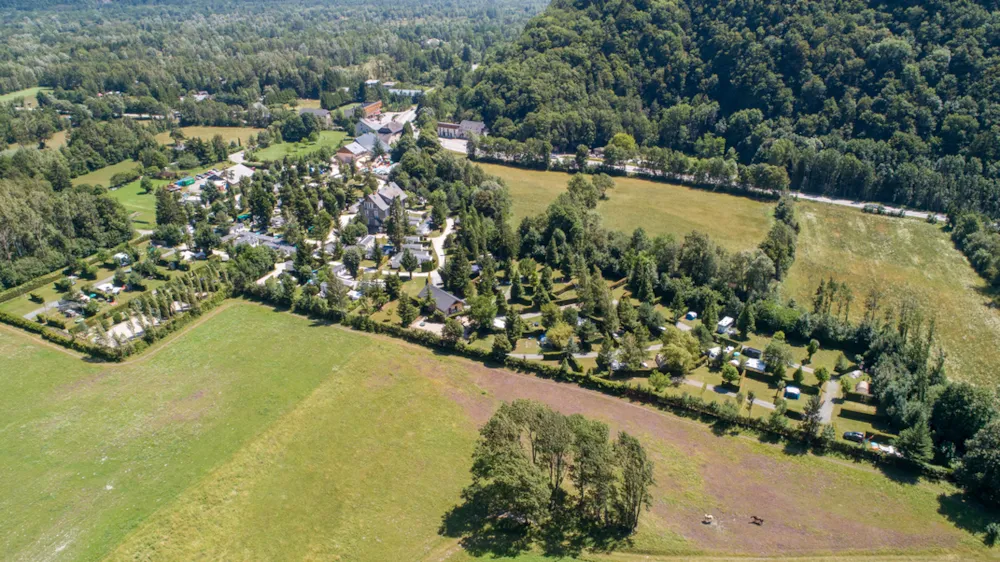 Camping Le Château de Rochetaillée