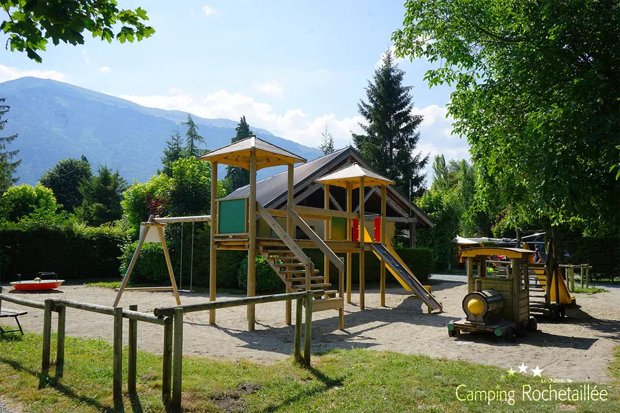 Camping Le Château de Rochetaillée