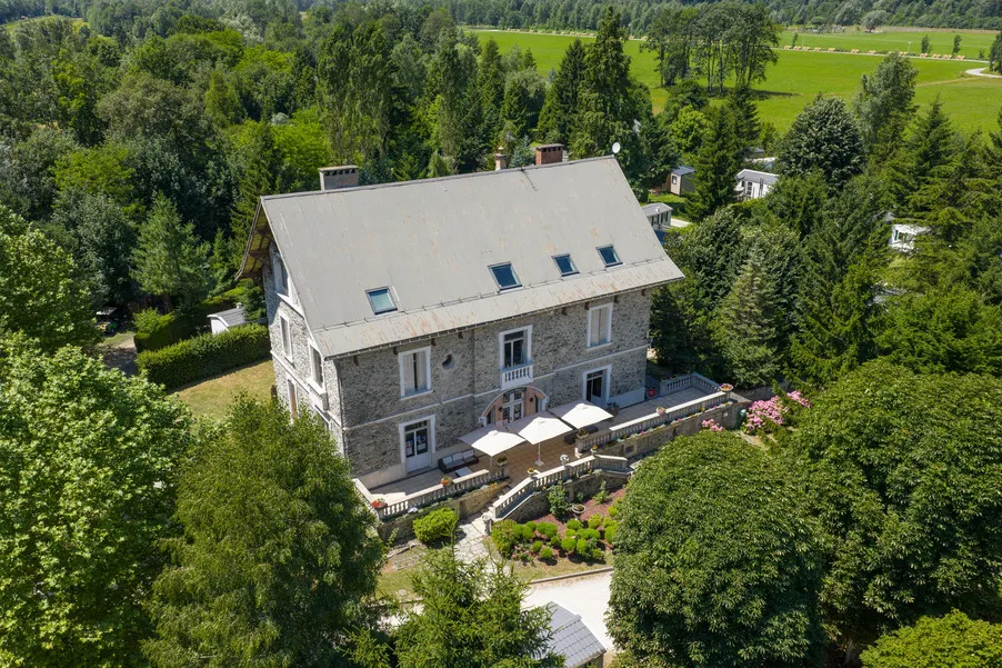 Camping Le Château de Rochetaillée