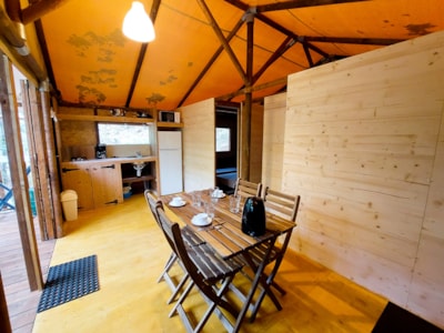 Straw hut on stilts — 4
