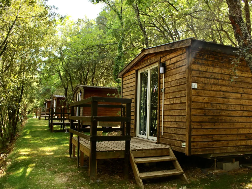 Mietunterkunft - Kleines Hotelchalet Mit Badezimmer, Ohne Küche - Camping  Domaine des Bords de Cèze