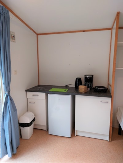 Chalet "Ready to Camp" with small kitchen, no bathroom — 5