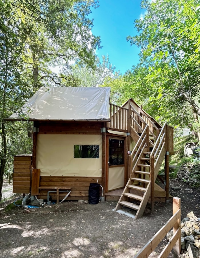 Caba’Tente Avec Salle De Bain Et Cuisine