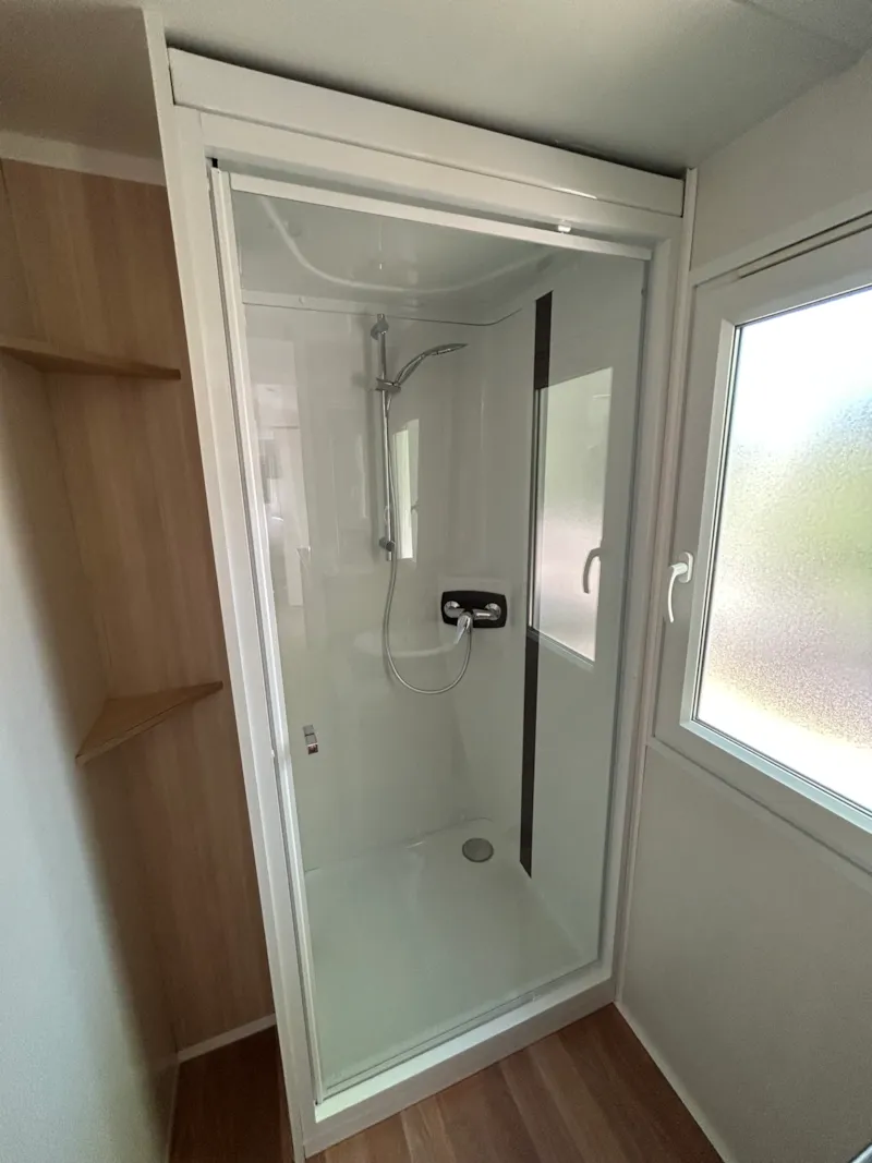 Mobil-Home “Sun Roller” Climatisé Avec Salle De Bain Et Cuisine