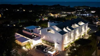 The Green Park Hotel / Tenuta Ca’ del Pioppo - Ucamping