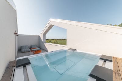 Executive Suite — 10