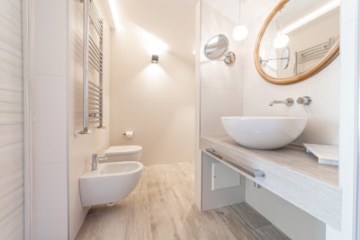 Executive Suite — 7