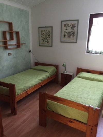 RED BUNGALOW — 5