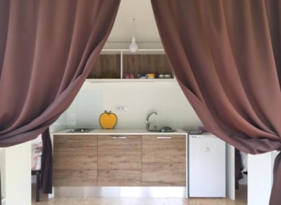 MAXI TENT ECONOMY — 2