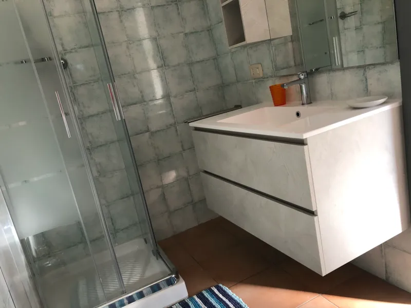 Bungalow Jaune Avec Terrasse Privee