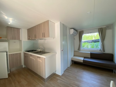 MOBILE-HOME BELLA WITH PRIVATE GARDEN — 5