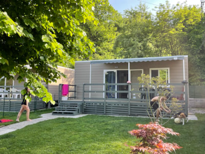 MOBILE-HOME BELLA WITH PRIVATE GARDEN — 8
