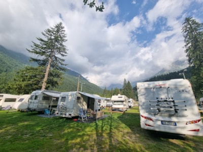 Pitch caravan or motor home — 4