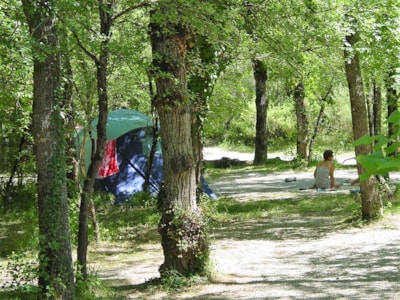 Pitch Package (1 tent, caravan / 1 car)