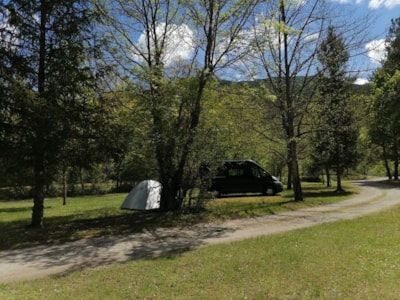 Pitch Package (1 tent, caravan / 1 car)