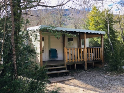 Quiet mobile-home