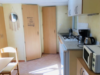Quiet mobile-home