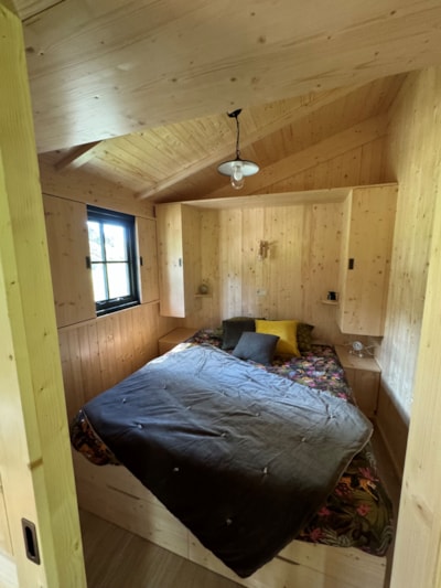 Large chalet on stilts