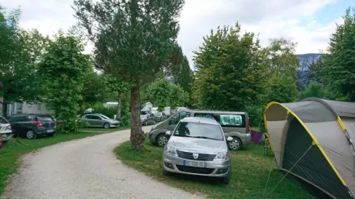 Kampeerplaats(en) - Campingcard Acsi (Elektriciteit Inbegrepen) - image n°4 - Camping L'Arc-en-Ciel