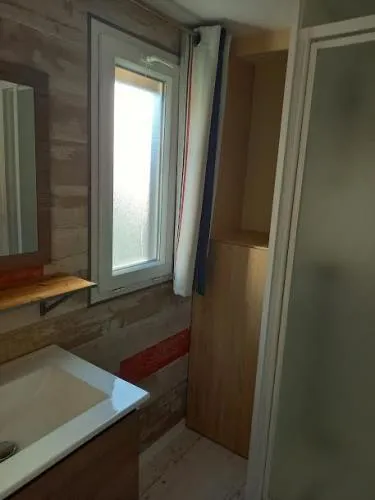 Huuraccommodatie(s) - Stacaravan- 43 - Clim - image n°6 - Camping L'Arc-en-Ciel
