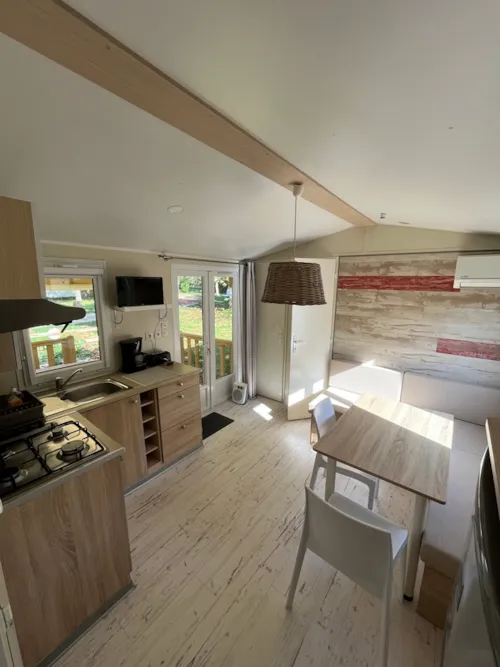 Location - Mobilhome - 53 - Clim - image n°2 - Camping L'Arc-en-Ciel