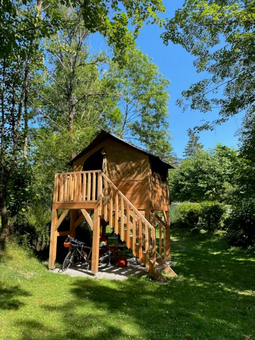Huuraccommodatie(s) - Tent Baroudeur 1 : Hut Op Palen - image n°5 - Camping L'Arc-en-Ciel