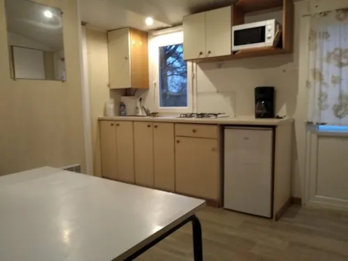 Mietunterkunft - Mobilheim Mit 2 Schlafzimmern Für 4 Personen - image n°3 - Camping Les Eydoches