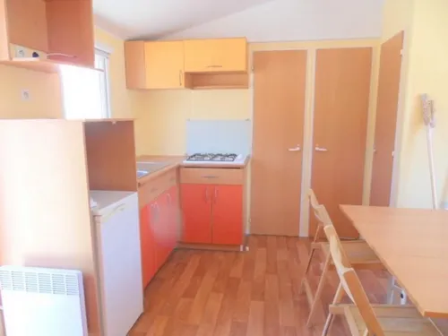 Accommodation - 3 Bedroom Mobile Home For 6 People - image n°2 - Camping Les Eydoches